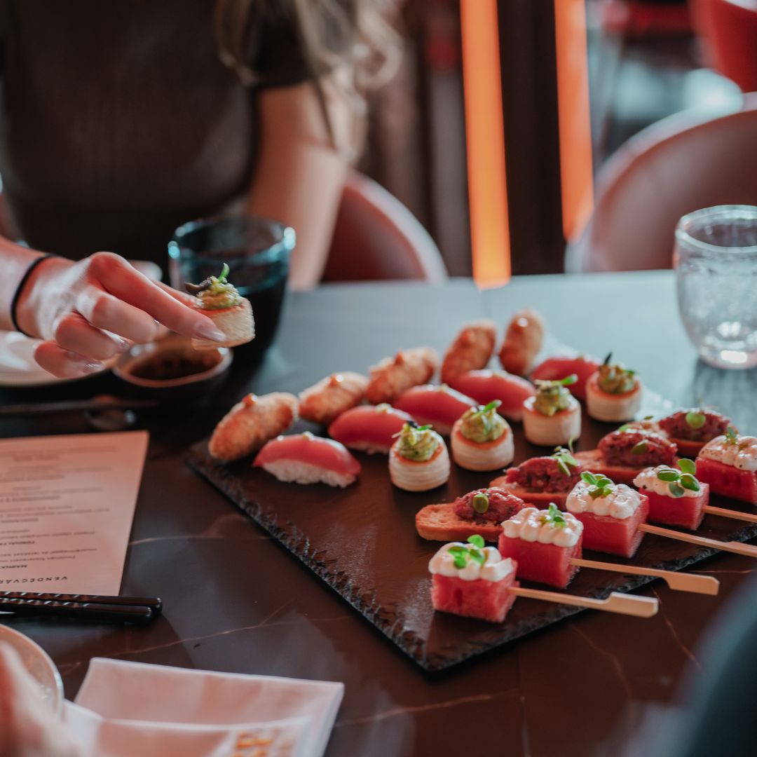 Sushi-válogatás a VIBE konyhájából