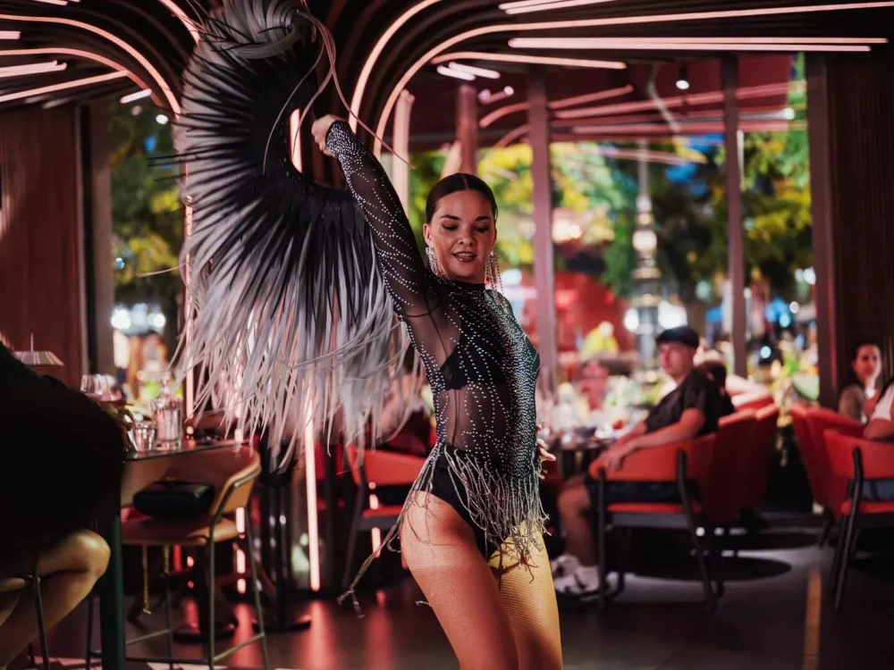 Latin táncprodukció a VIBE Budapest vendégterében