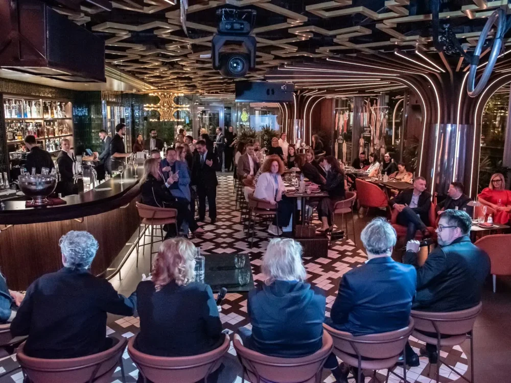 Céges vacsora a VIBE Budapest vendégterében