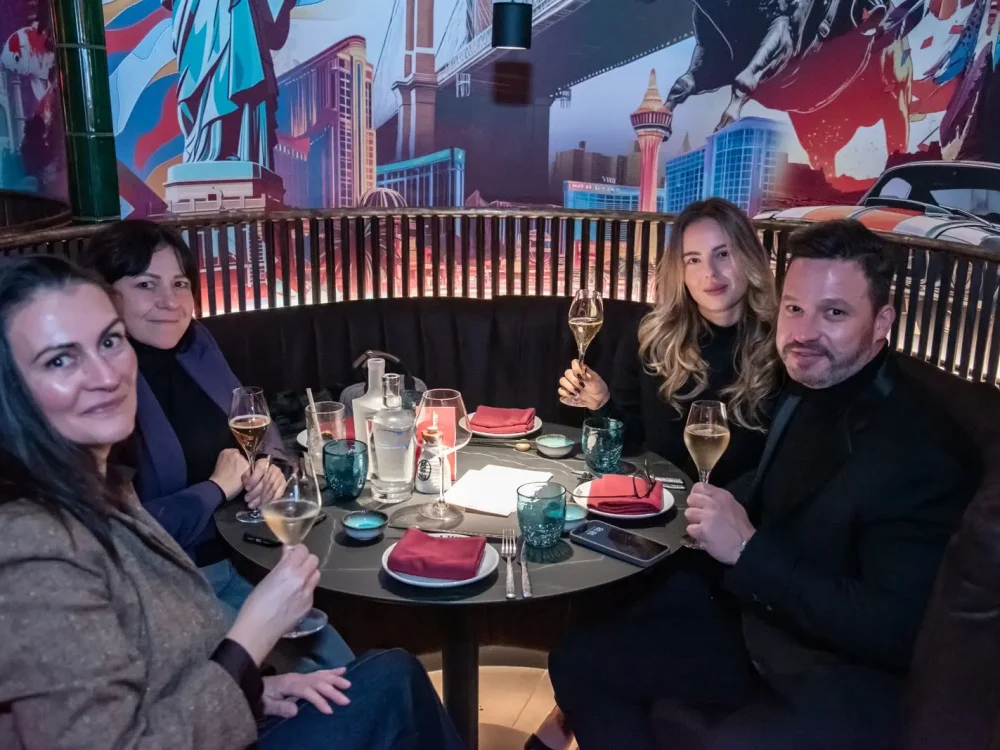 Házigazda egy rendezvényen